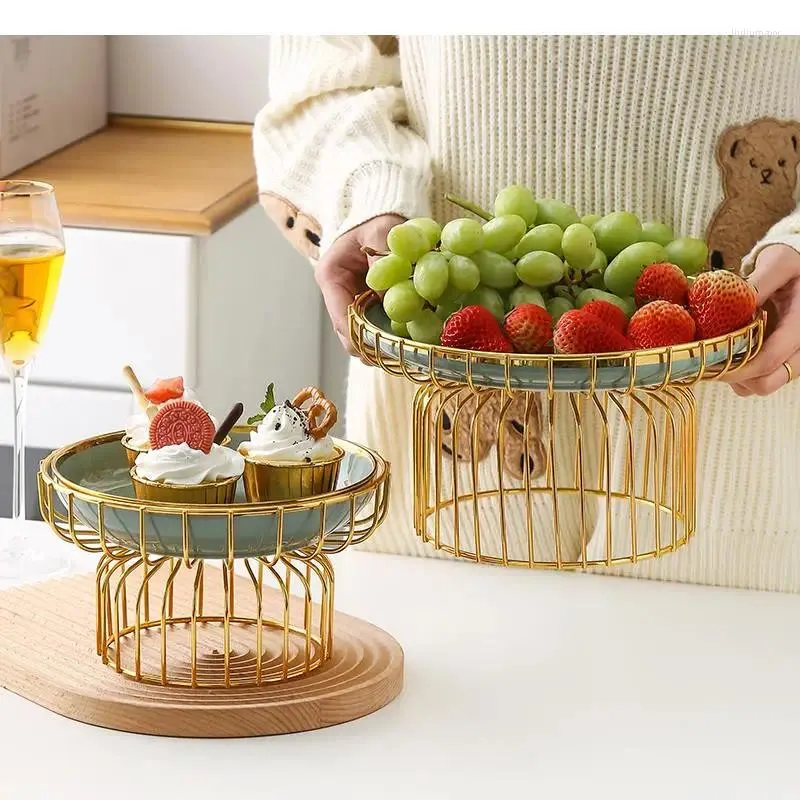 Placas Creative Ceramic Fruit Metal Stand Home Tableware Tande Bandejas de Bandejas Phnom Penh Saturma Sobremesa seca