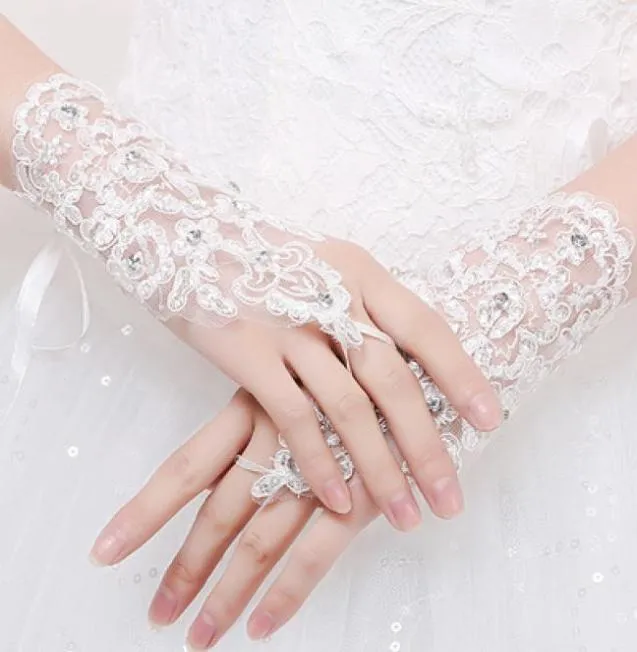 Factory direct Fingerless diamond Bridal Gloves lace hook beaded short wedding gloves9939994