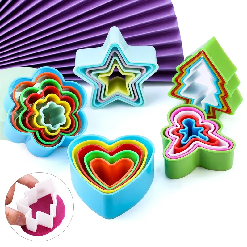 Moulds FAIS DU 5Pcs/Set Cookie Cutter Christmas Tree Plastic Mold Set Plunger Forms For Cookies Cake Decorating DIY Baking Tools