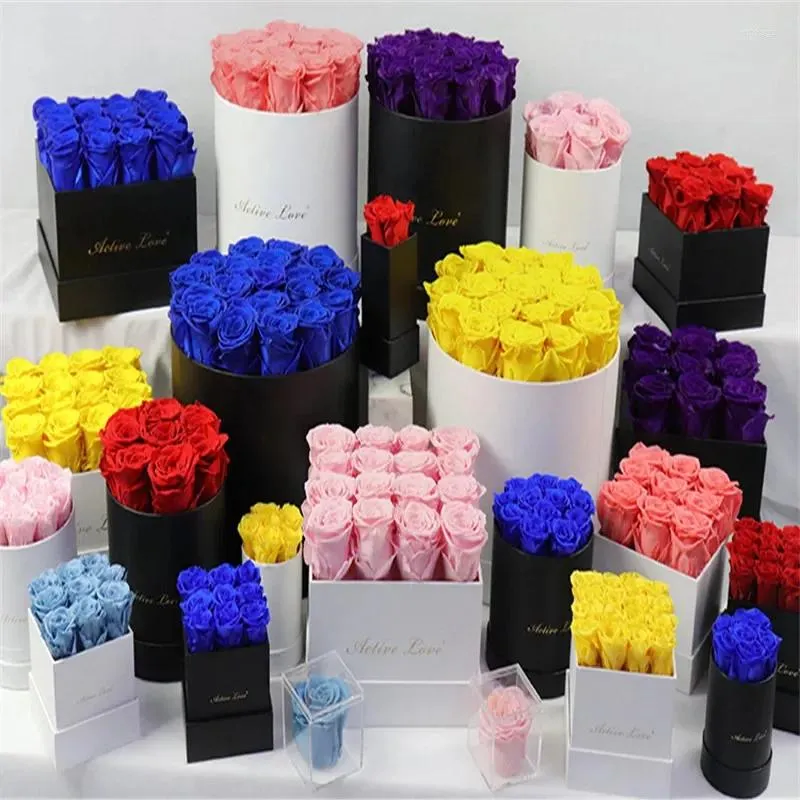 Fleurs décoratives en gros en gros réel naturel rond de forme carrée étreinte seau de roses conservées fleur en boîte cadeau pour décoration de maison de mariage