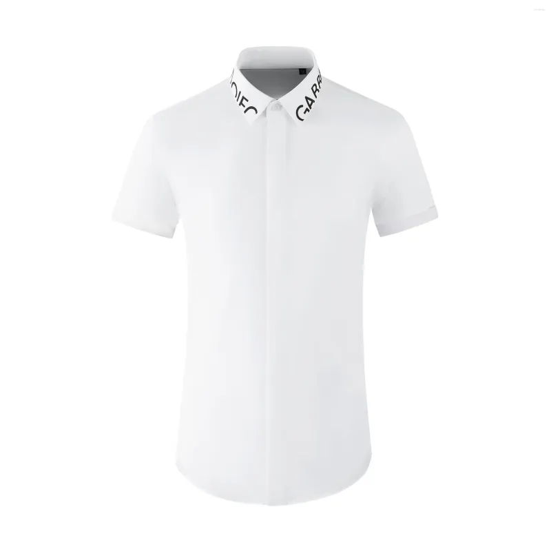 Mäns casual skjortor som säljer krage halv bokstav tryckt kortärmad modern kändis klassisk minimalistisk passning kontorslitage