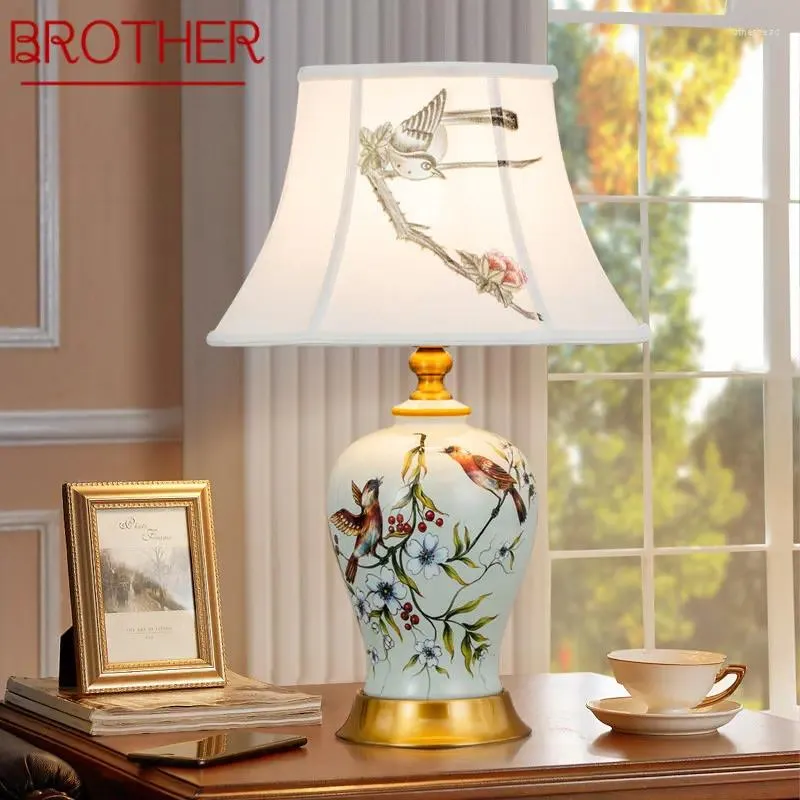 テーブルランプ兄弟中国の陶器ランプは、ホームリビングルームの勉強ベッドルームのためにモダンなクリエイティブな高級デスクライトファッションを導いた