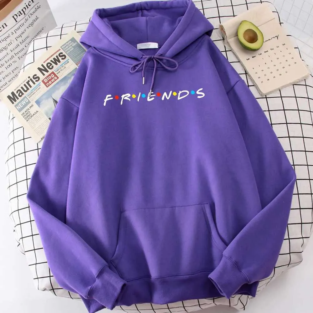 Mens Hoodies Sweatshirts Sitcom Movie Friends Printed Mens Hoody Korean Fleece Sweatshirt Simple Crewneck Hooded Street Extra Large Autumn Mens Wear 240425