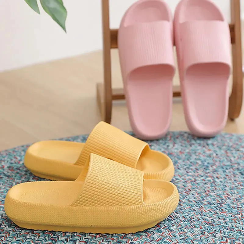 Dicke Plattform Badezimmer Home Slipper Mode Weiche Sohle Eva Innenrutschen Sandalen Sommer Nonslip Flip Flops 240417