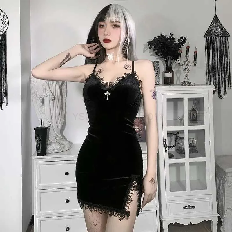 Urban Sexy sukienki ciemne krzyże czarna mini sukienka vintage seksowna spaghetti pasek wysokiej talii sukienki Goth Party Club Sukienka D240427