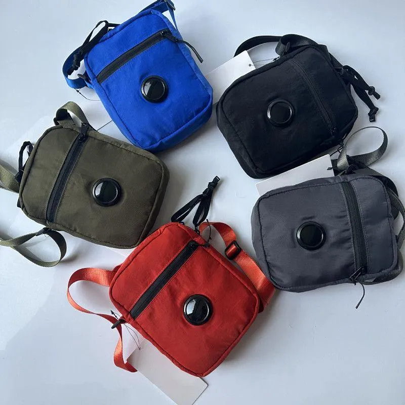 Brand de mode Crossbody Bodner Small Sac Sac Single Lens Outdoor Sports Men Satchel Nylon Silling Sac Leisl