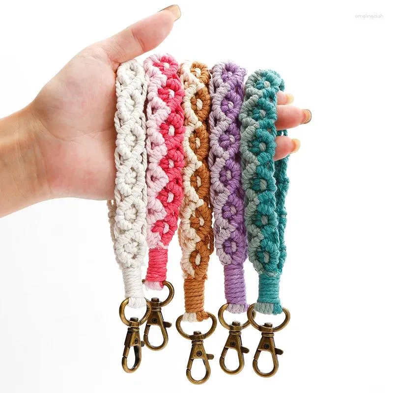 Keychains Hand Croched Flowted Flower Lonyard Sangle de poignet anti-permanente chaîne de clés pour sacs de téléphonie mobile Pendants Accessoires de cadeaux décoratifs de macrame décoratif