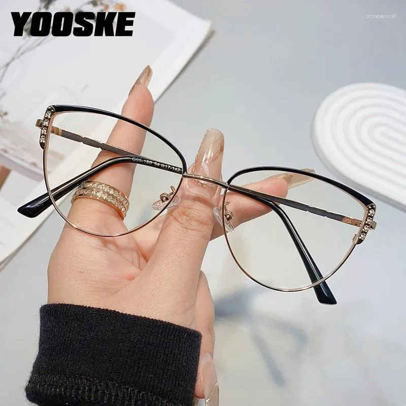 Lunettes de soleil Frames Yooske Transparent Metal Cat Cat Eye Germes d'ordinateur Femmes Anti Blue Light Eyeglass Optical Frame Fake