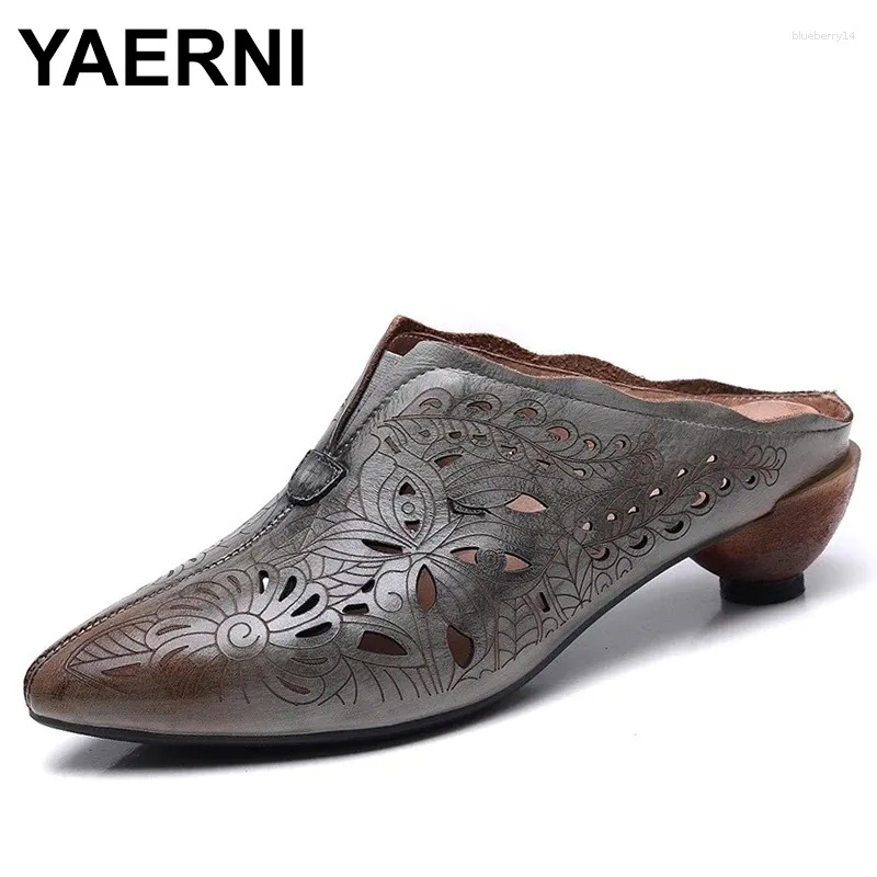 Sıradan Ayakkabı 5cm Point Toe Fretwork Orijinal Deri Etnik İçi Boş Lüks Terlik Düşük Topuk Moda Kadın Tasarımcısı Yaz Strange