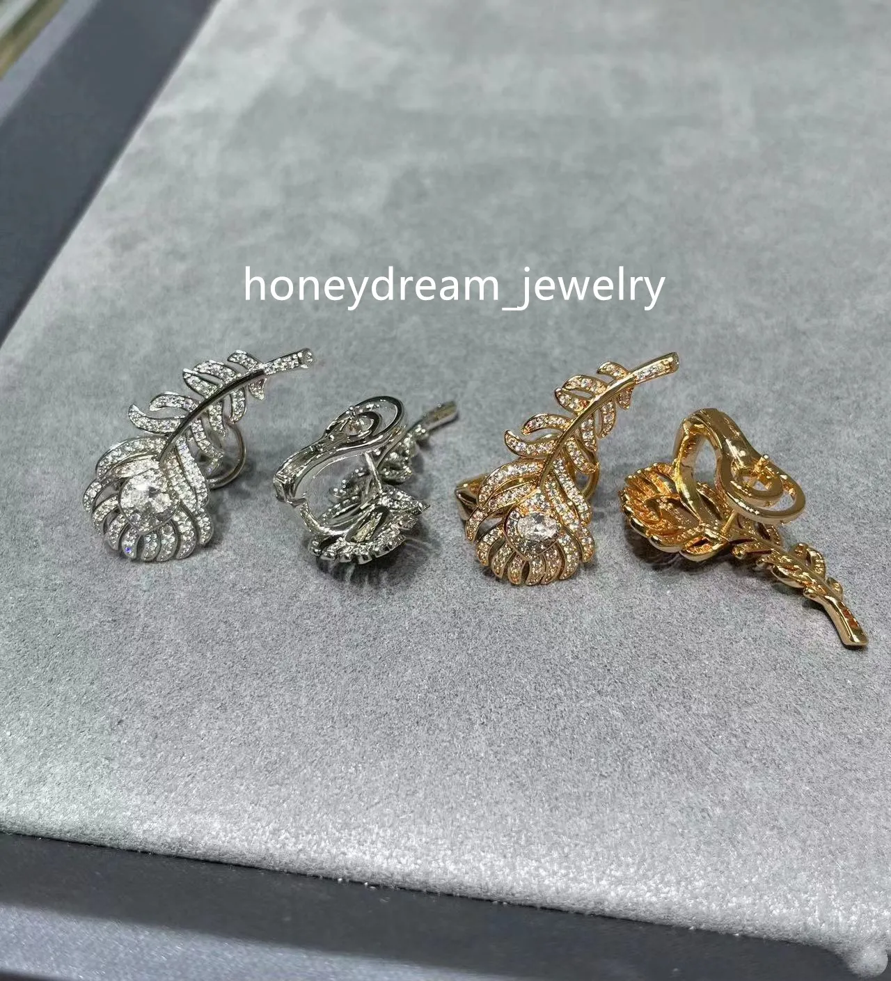 Bouchero Gümüş Küpe Plume De Paon Tavuskuşu Feathers Designer Logo Lüks Güzel Takı Elmas Pave Signet Alyanslar için Yaratıcı