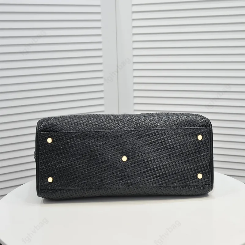 Halmstrandsäckar stora kapacitet shopping väskor lyx handväska designer väskor mode kedja axelväska crossbody väska hög kvalitet vävd tygväska sommar bärbar väska