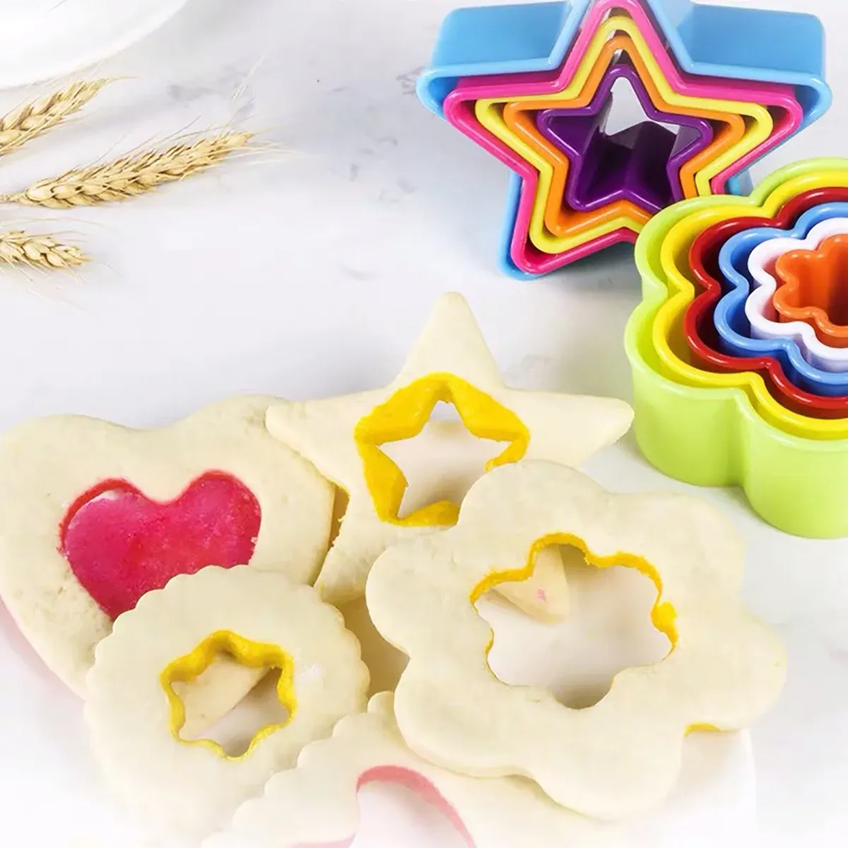 Vormen willekeurige kleurvorm Gingerbread cookie snijsnijder mal cake bak frame tools gebakaccessoires kerstdecoraties keukengerei