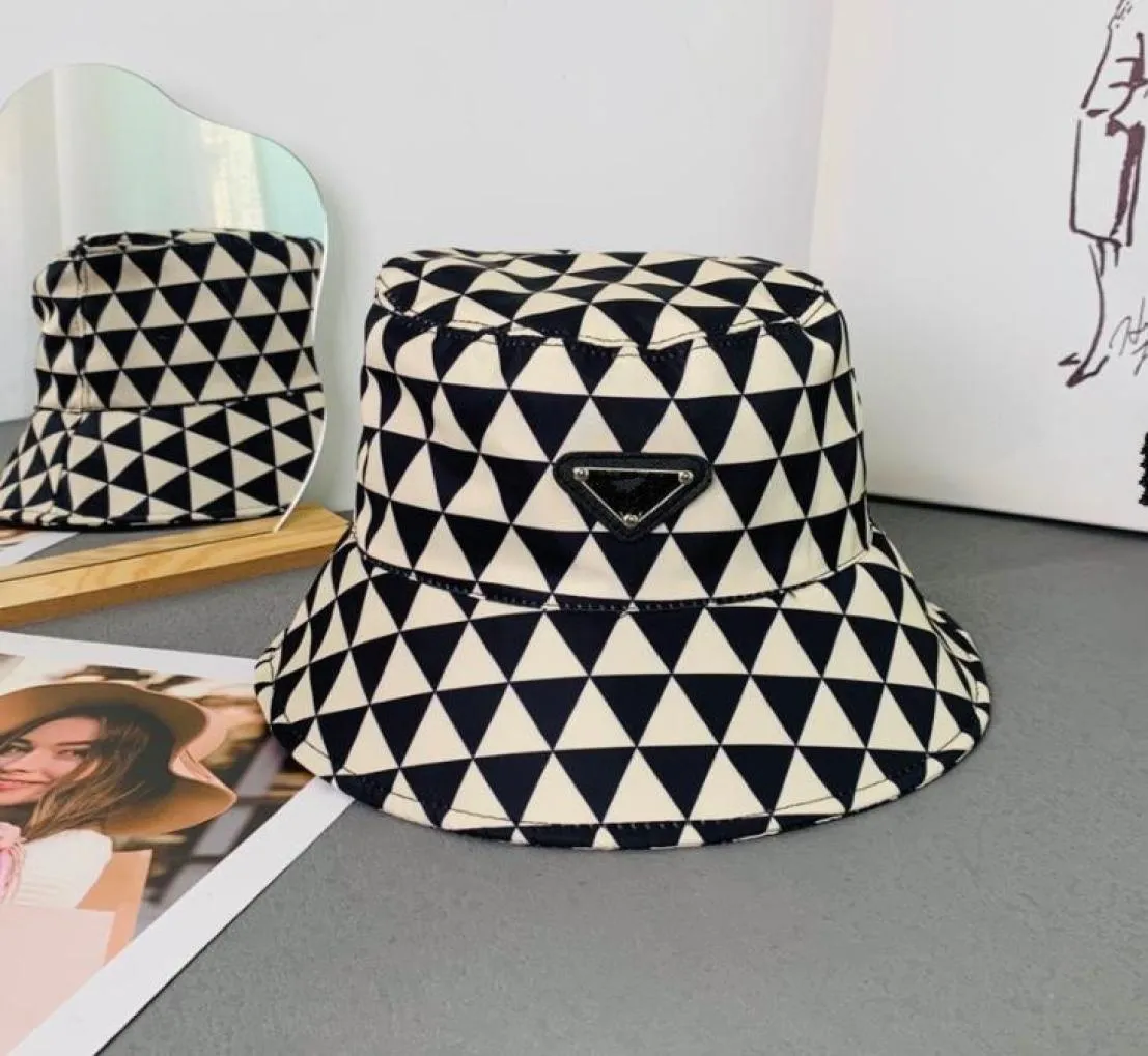 Capas de cubo de diseñador Sombreros Panamá 2022 Fashion Bonnet Beanies Sun Womens Fisherman Capbacks Fedora Fedora Mujer Luxur9023739