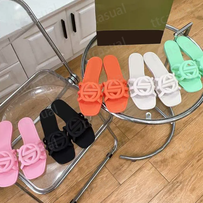 Sandalias de diseñador Mujeres entrelazadas G Slíes G Senadores de goma de goma Damas Script Flat Jelly Mules de verano Otoño Mulas de piscina impermeable al aire libre 35-41