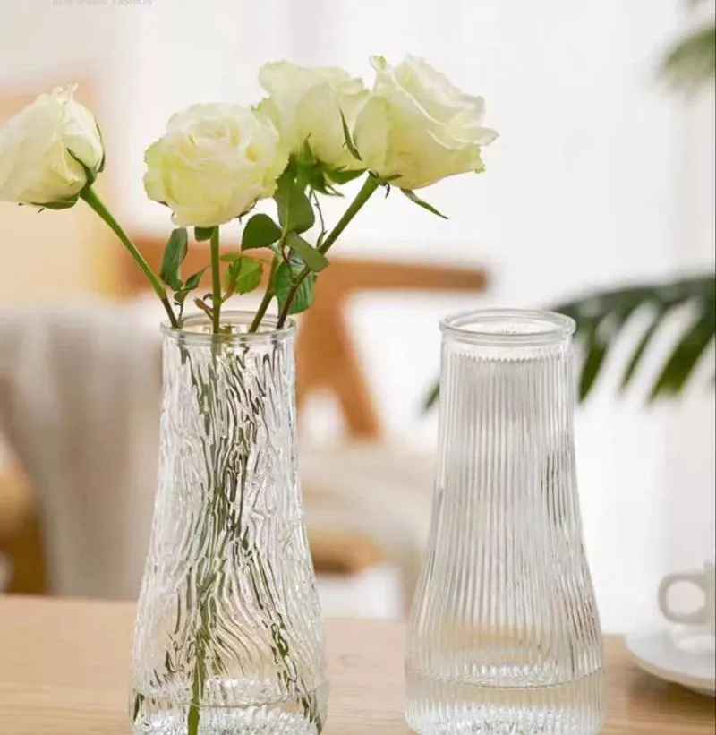 Vasi addensato Precisione quadrata in vetro intagliato intagliato Vaso a base di fiori Tavolo da pranzo Decorazione per casa Morbida