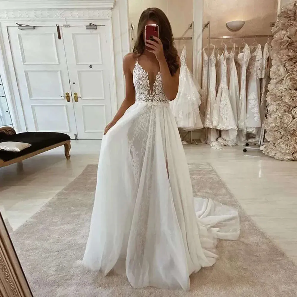 Spaghetti -Applikationen Kleid BOHO GETRIED BOHEMIAN Hochzeitskleider Spitzenbrautkleider Trouwjurk Robe de Mariage Es