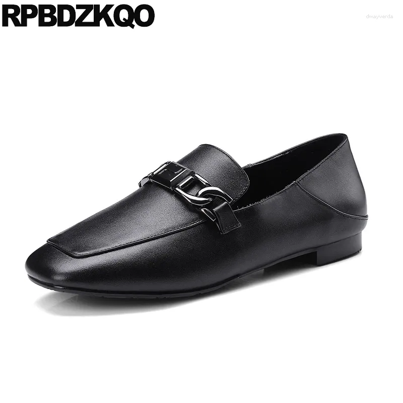 Casual schoenen rode wijn muilezels Loafers retro vierkant teen vrouwen echte lederen zwarte slippers ketting flats ontwerper China hoogwaardige metaal