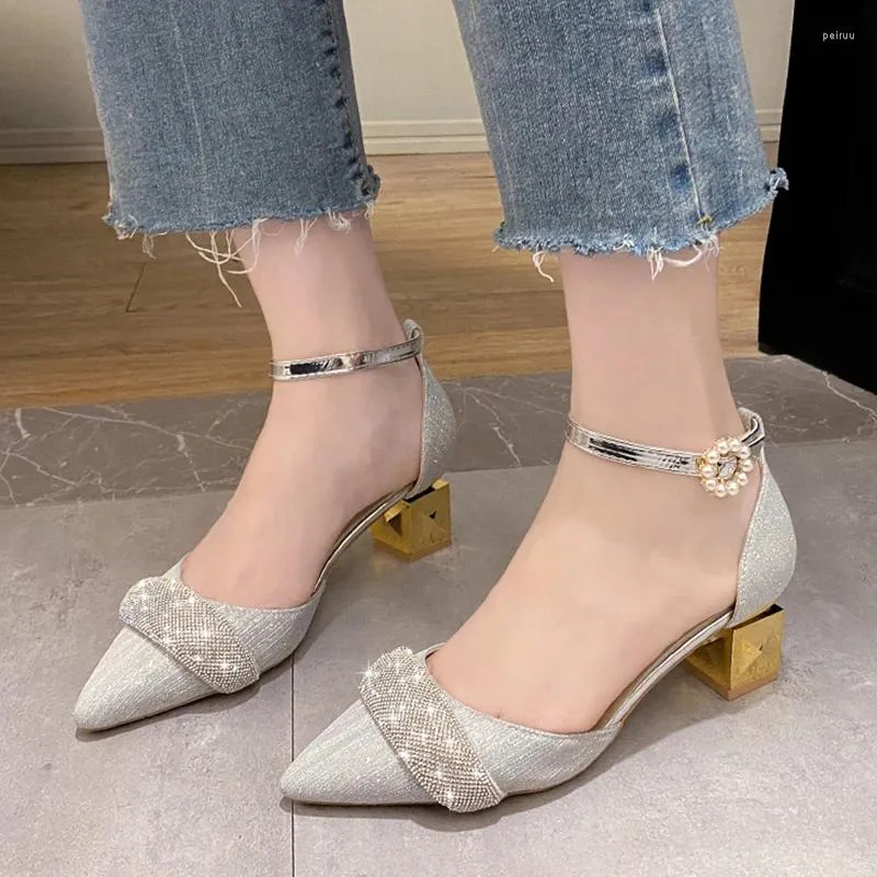 Chaussures habillées femmes talons hauts pompes élégant perle boucle carré de mariage pour la fête pour