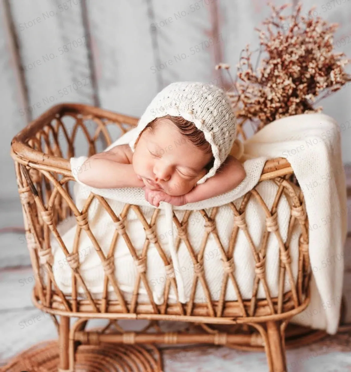 born Pography Props Baby Basket Vintage Rattan Baby Bed Weaving Baskets Wooden Crib for born Po Shoot Furniture 240423