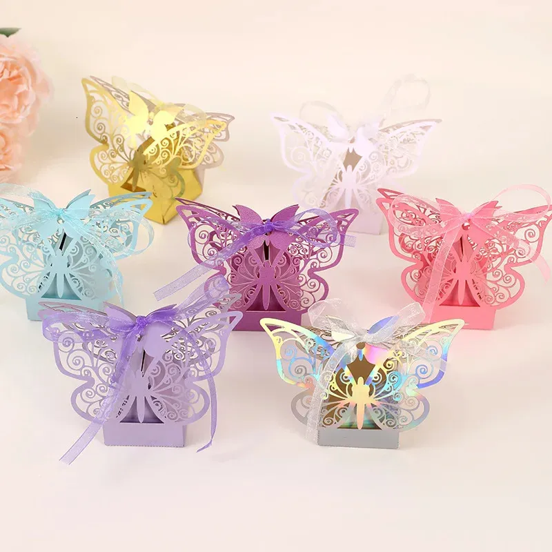 2050pcs Laser Hollow Butterfly Gift Boxes Wedding Candy Chocolate Box Party Forms for Guest Birthday Decortations Box 240426