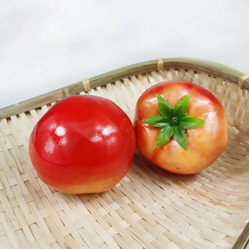 Dekorative Blumen 4pcs Mini Tomatenmodelle Simulations -Tomatenschaumstatuen Künstliches Modell