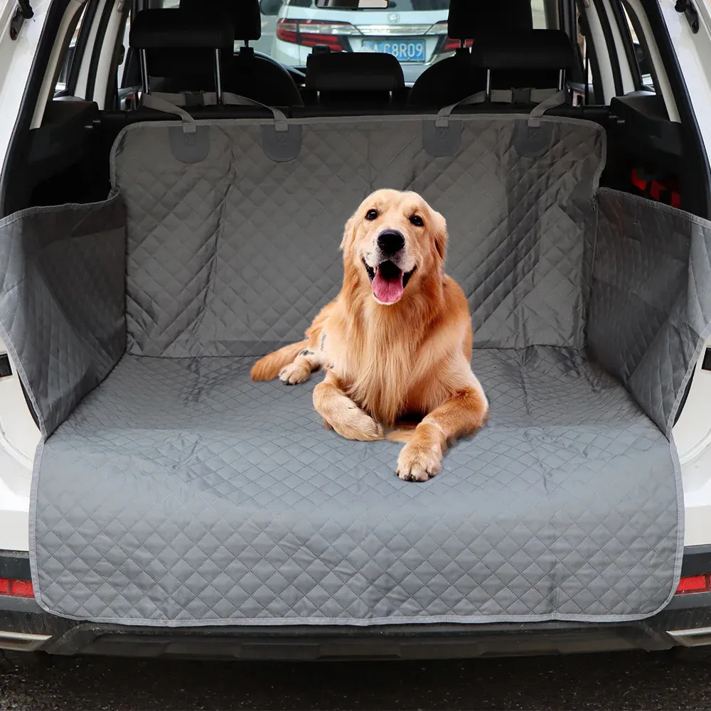 Pedro de asiento de automóvil para perros Pet Viajes para perros Mat de maletero SUV impermeable Liner de carga para perros Artículos lavables 240412