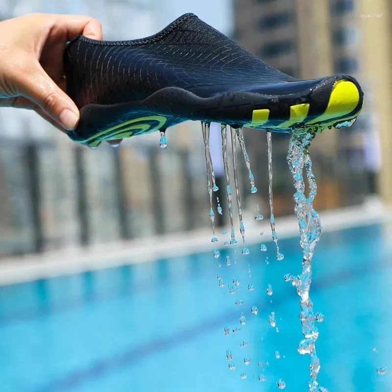 Pantofole uomini donne scarpe d'acqua sportiva calzini da nuoto stampare anti -slip fitness danza da ballo da bagno surf immersioni subacquee sottomarino