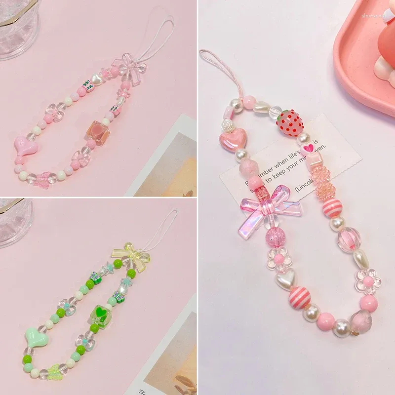 Keychains Sweet And Cute Pink Strawberry Mobile Strap Phone Chains For Women Pearl Chain Pendant Charm Key Anti-Lost Lanyard Jewelry