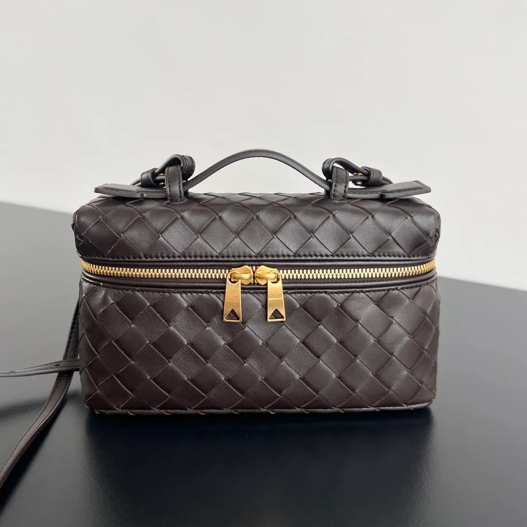 10A Mirror Quality Design Vanity Case Real Leather Woven Makeup Bag Luxury Bag with Packaging