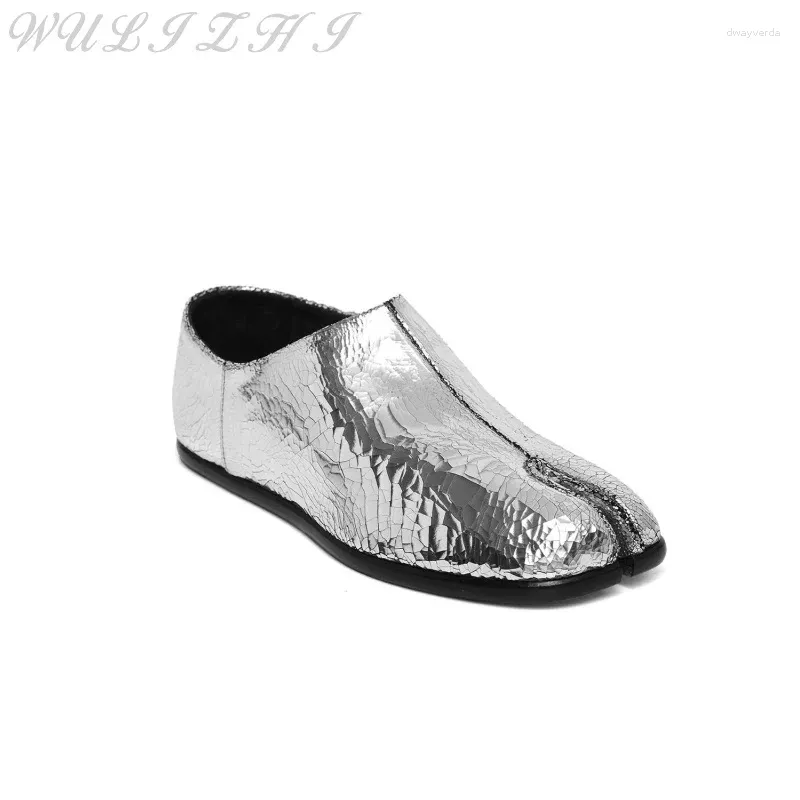 Sıradan Ayakkabı Tabi Buzağı Deri Gümüş Düz Kadınlar Bölünme Toe Sığ Loafers El Yapımı Ayna Bayanlar 2024 Stil