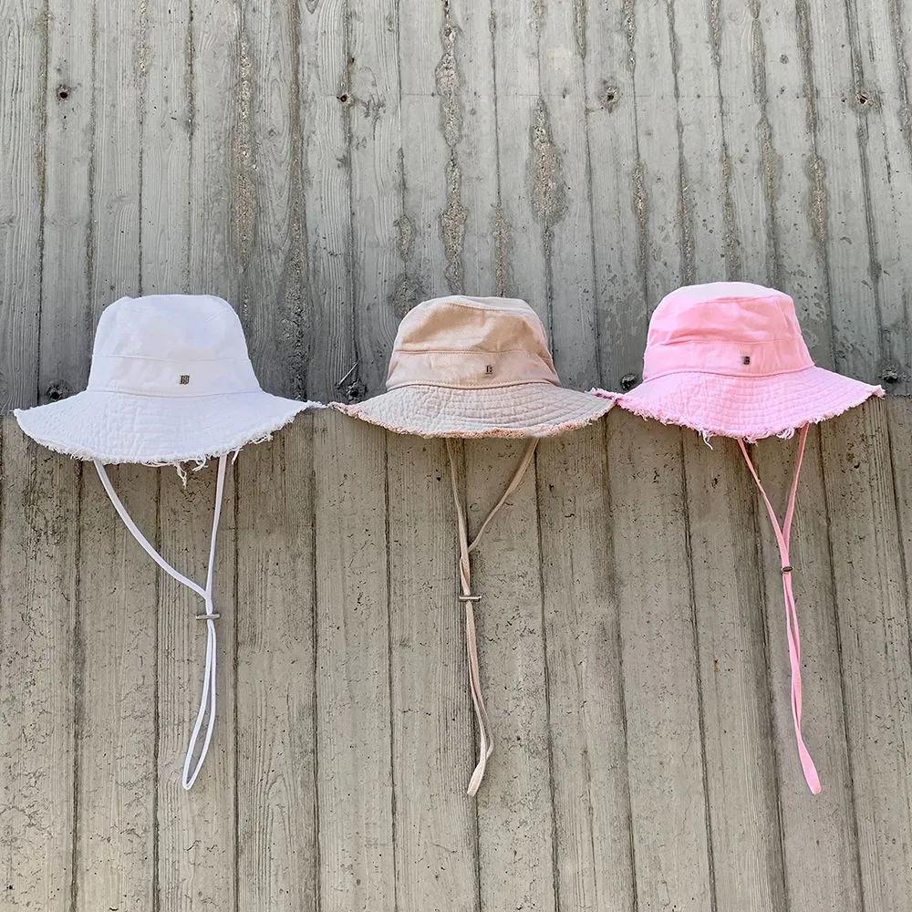 Bodet de créateur pour femmes chapeau de luxe Casquette Luxe Luxe High Quality Wide Brim Protection Sun Summer Summer Outdoor Bucket Hat Hat Men Ornement MZ02 B4