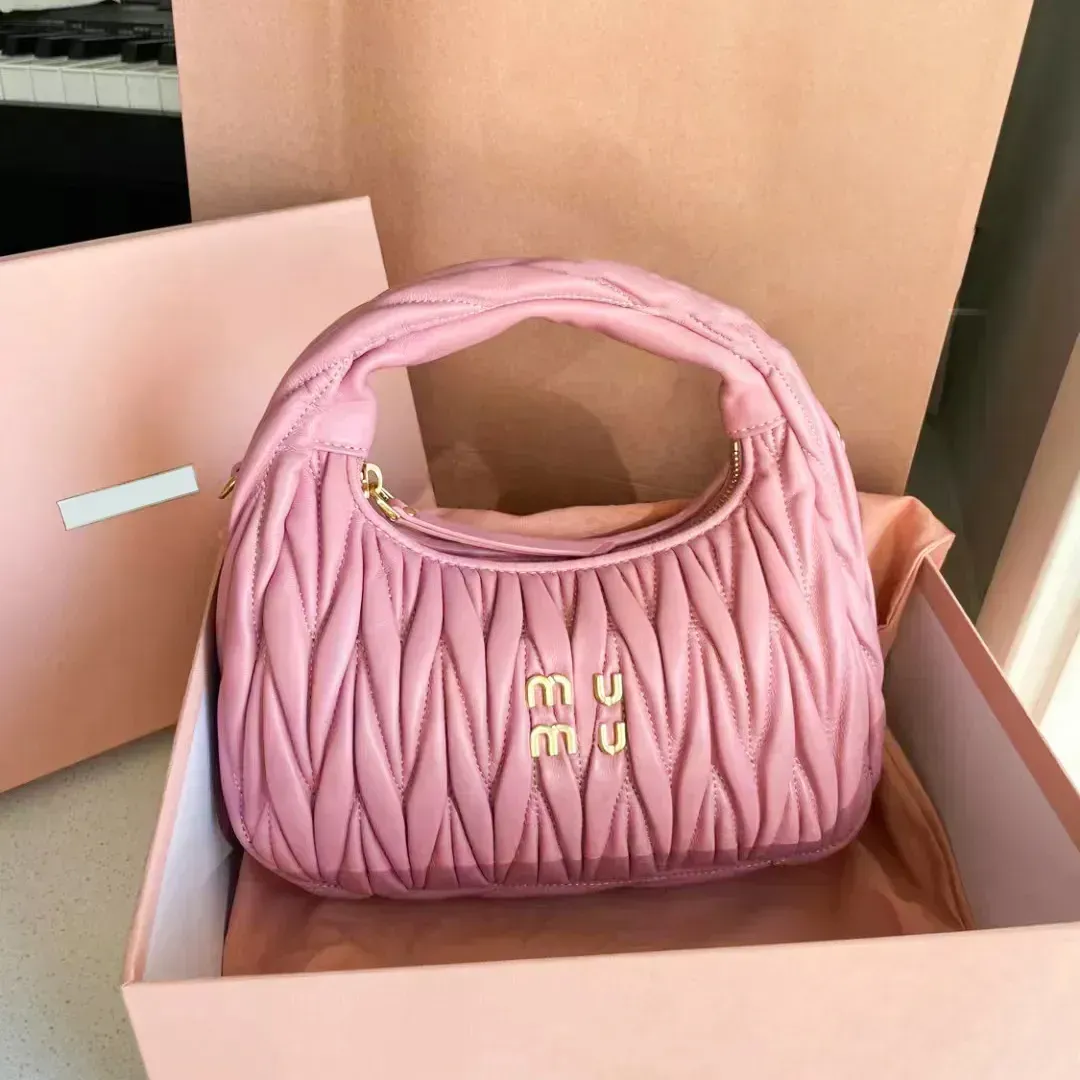 Damska różowa designerka cleo torba miui torba na torba Wandel Matelasse podnarm tramp luksusowe skórzane paski