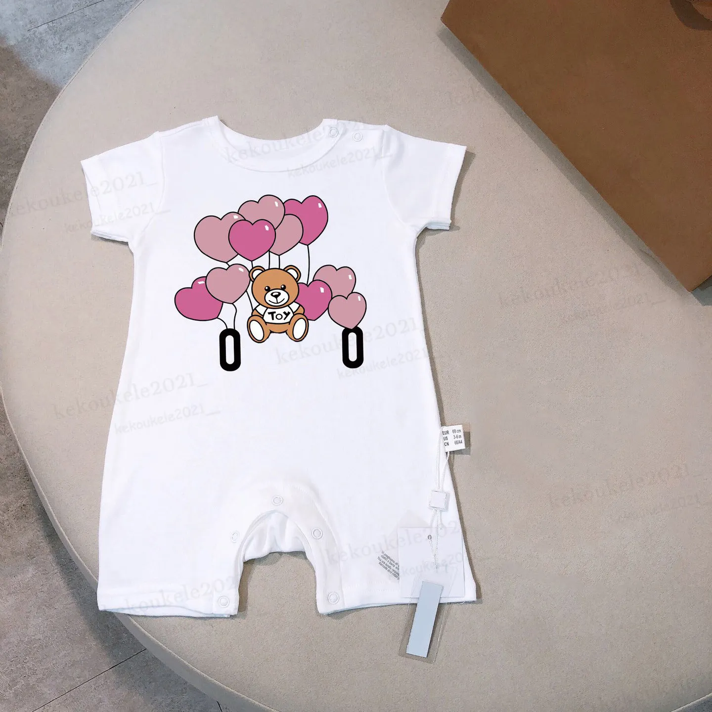 Summer Baby Girl Rompper Lindo Cartoon Bear Impresión de lujo Mompers de algodón puro Jumpsuos de bebé recién nacidos para niñas Niños Ropa de niños