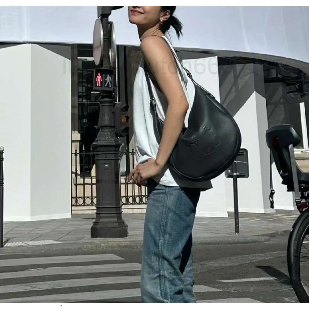 Kadın çanta çanta torbası tasarımcı toka çantası heloise omuz metal çanta ce yarı yuvarlak deri altı koltuk torba omuz çantası kadın çantası çanta çanta qla jqqn wz26
