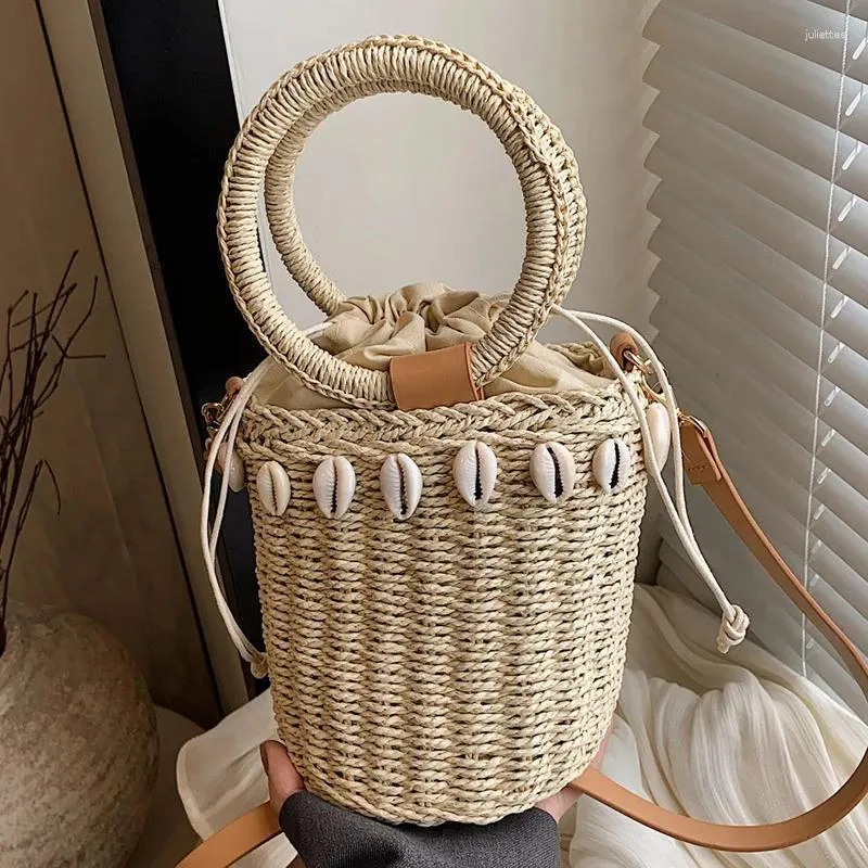 Totes Summer Handmade Top Handle Bag 2024 Kvinnor Handvävd hink Böhmen Weaving Beach med blommor Dekor Straw Woven Handbags