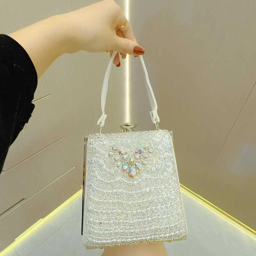 Sac de soirée Société de strass de mondain pour banquets pour femmes avec diamant Incrustal Banquet portable Bag Cheongsam Single épaule Single Diagonal Cross Phone