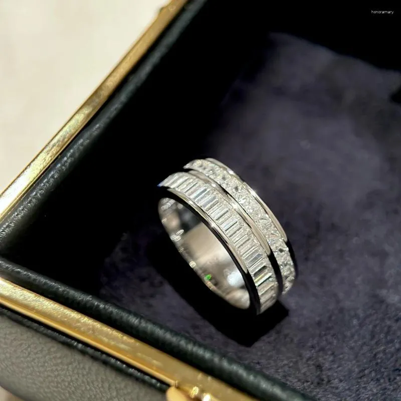 Anillos de clúster Diamond Diamond Sugar Round anillo de edición estrecha High End High End Original personalizado S925 Material de plata puro M