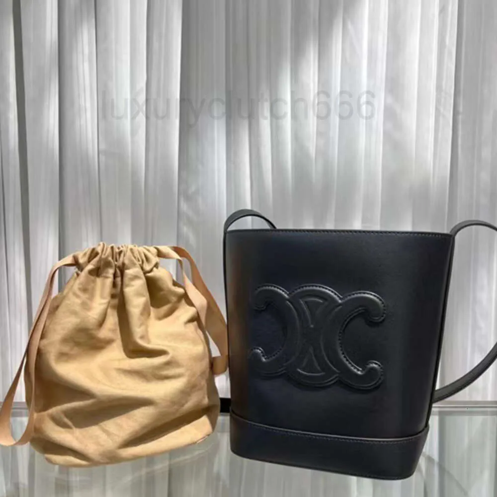 Borse da donna CE Bag Bag Designer Ce Canvas Canna divisa Ducket Bucket Hide ha una bella capacità trionfale Arco Triumfale Guochi in pelle Guida 2 530i