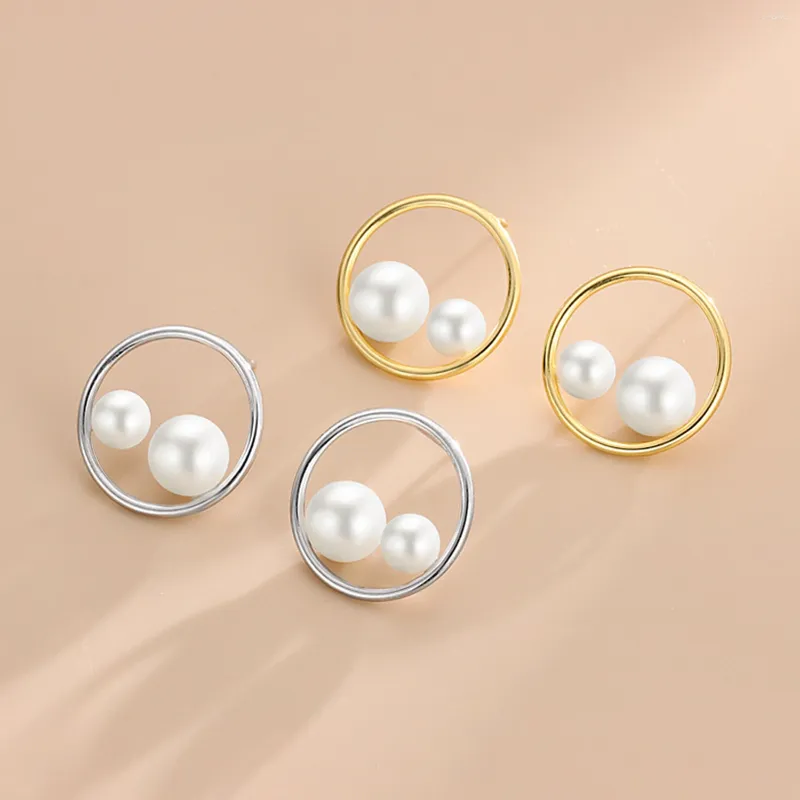 Studörhängen S925 Sterling Silver Hollowed Out Round Double Freshwater Pearl Japan och Sydkorea Fashion Temperament K Gold Plated