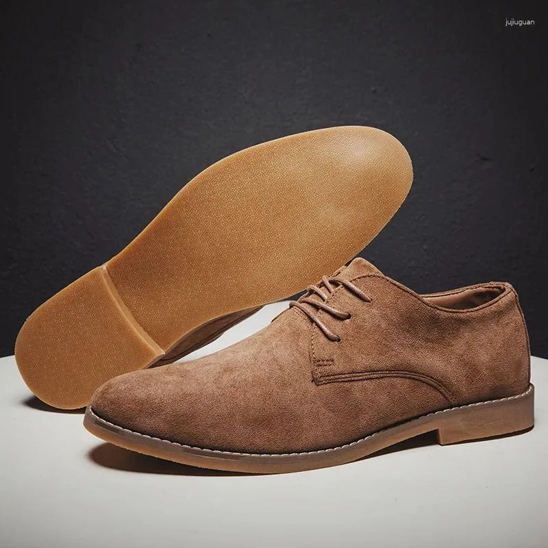 Chaussures décontractées Style britannique à la mode en daim masculin à la main à la main bas