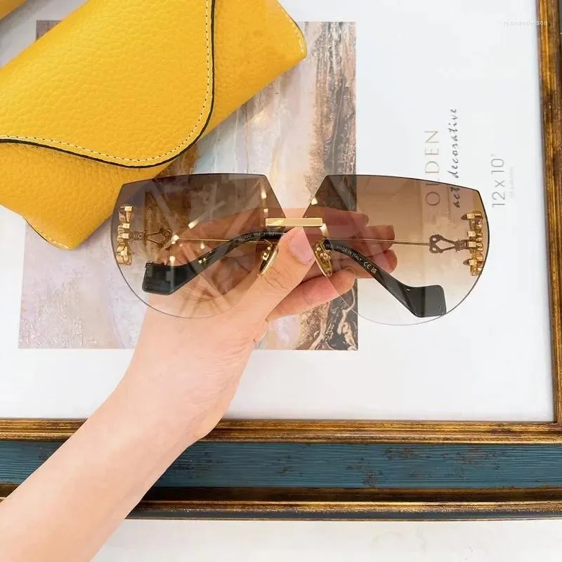 Frameless mirror sunglasses hotsell