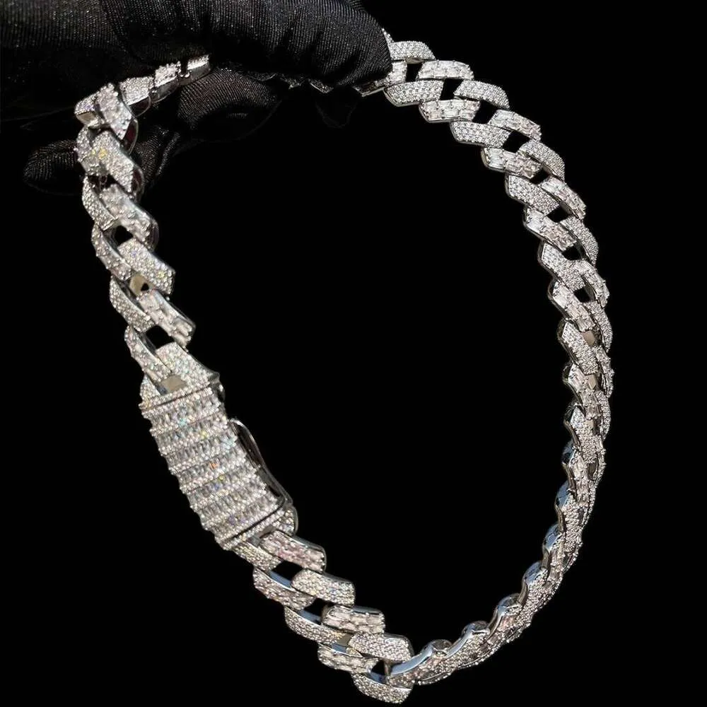 Smycken Hip Hop Iy Diamond Cz Iced Out 18mm Big Thick Chunky Heavy Curb Cuban Link Chains Armband Halsband