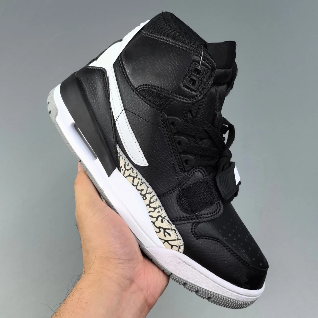 Jordan legacy 312 wolf grey deals