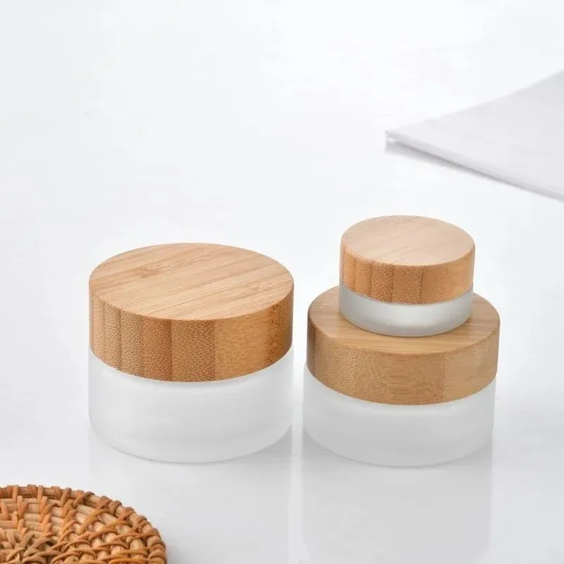 Cover in legno in legno da 30 g di panna in legno in legno in vetro contenitori di lucidalabbra labbra