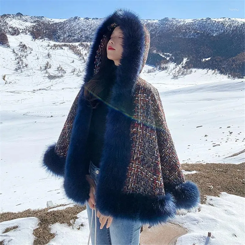 Pelliccia da donna inverno densa tweed calda tweed women women grande collare con cappuccio cappotto mantello cappotto femmina giuntura di lana corta sciolta
