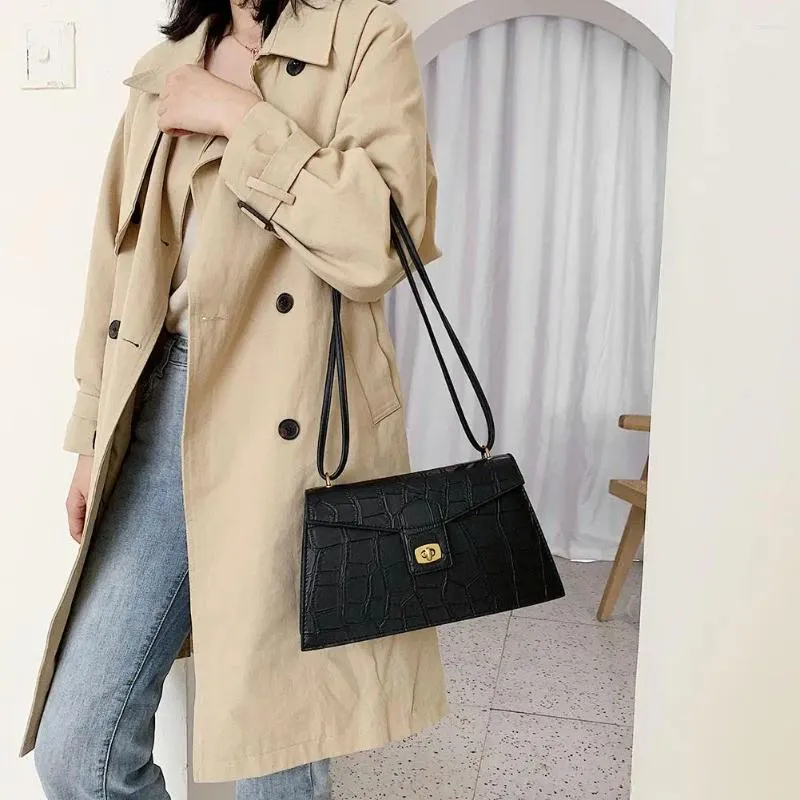 Bag Handbags geschickte Herstellung Modemessengerinnen Frauen PU Leder Solid Color Closer Schulter Sling Handtasche