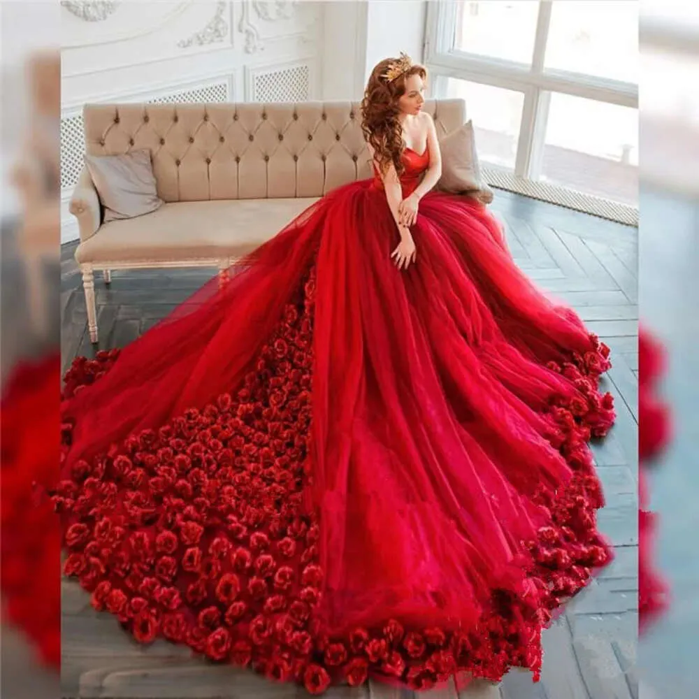 Rote Kleider Quinceanera Applikationen Blumen Langer Zug Cinderella Kleider von Schulter Tüll florale süße 16 Kleider Vestido 15 Anos