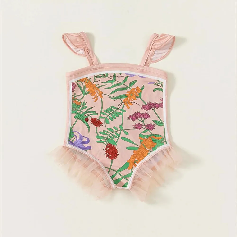 Children de maillot de bain rose Floral One-pièce Swimsuit élégant mignon bébé fille costume mince de natation douce porte 240422