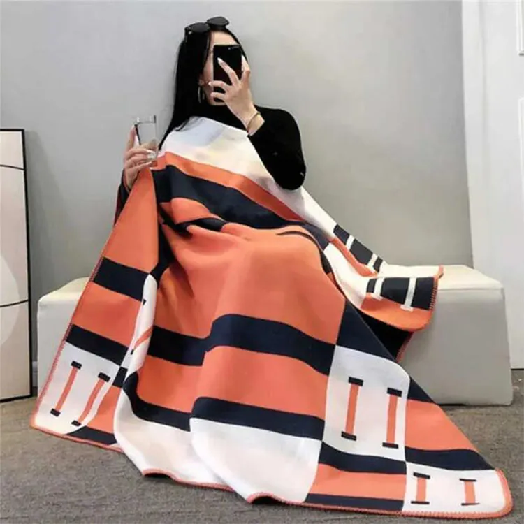 square Cashmere Blankets Luxury Letter Home Travel throw Summer Air Conditioner Blanket Beach Blanket Towel Womens Soft Shawl 140*175cm