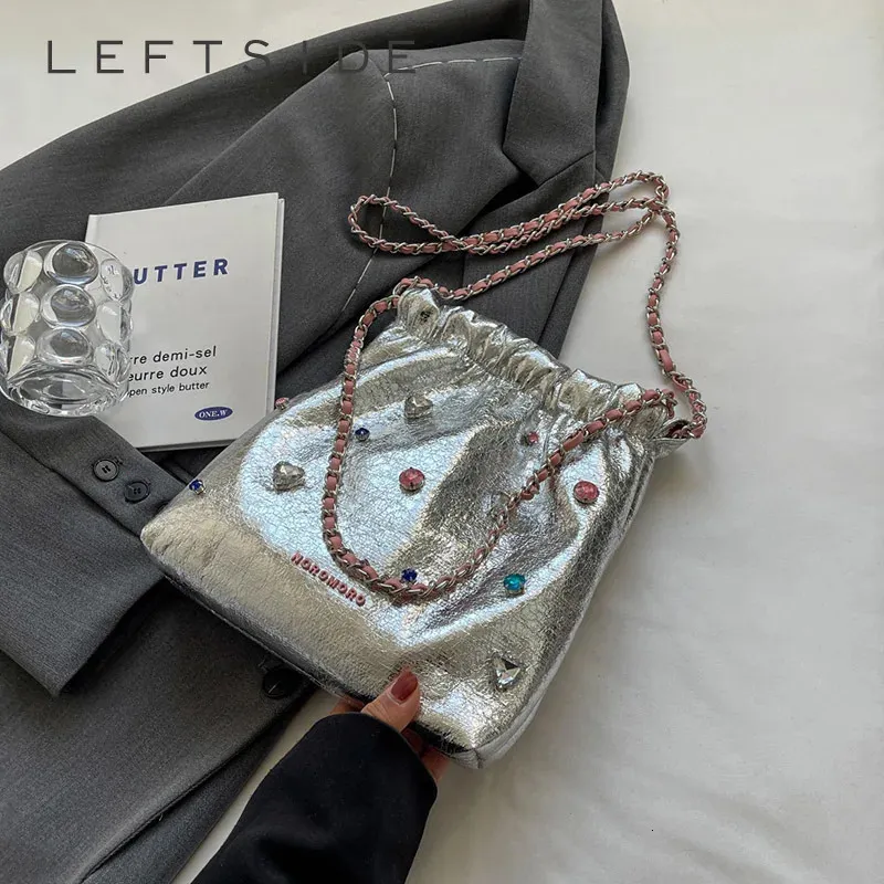 Leftside Diamonds Design srebrne skórzane torby krzyżowe dla kobiet 2023 Luksusowy projektant koreańskiej łańcucha mody torebki na ramię 240425